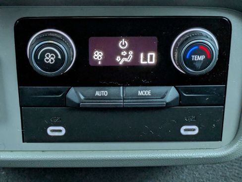 Used 2023 Chevrolet Suburban LS AWD/4WD image 22