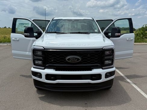 New 2025 Ford F350 Lariat w/ Lariat Ultimate Package image 25