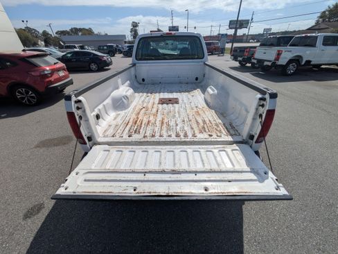 Used 2004 Ford F350 4x4 Crew Cab DRW Super Duty image 13