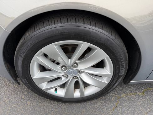 Used 2017 Buick Regal Premium w/ Driver Confidence Package #2 image 13
