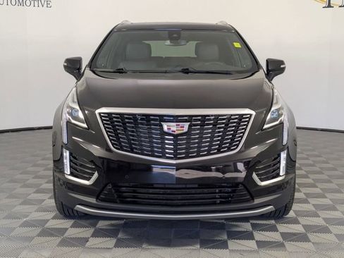 Used 2025 Cadillac XT5 Premium Luxury image 3