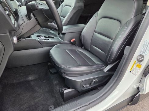 Used 2020 Ford Escape SEL FWD image 6