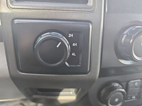 Used 2020 Ford F350 XL w/ Power Equipment Group AWD/4WD image 19