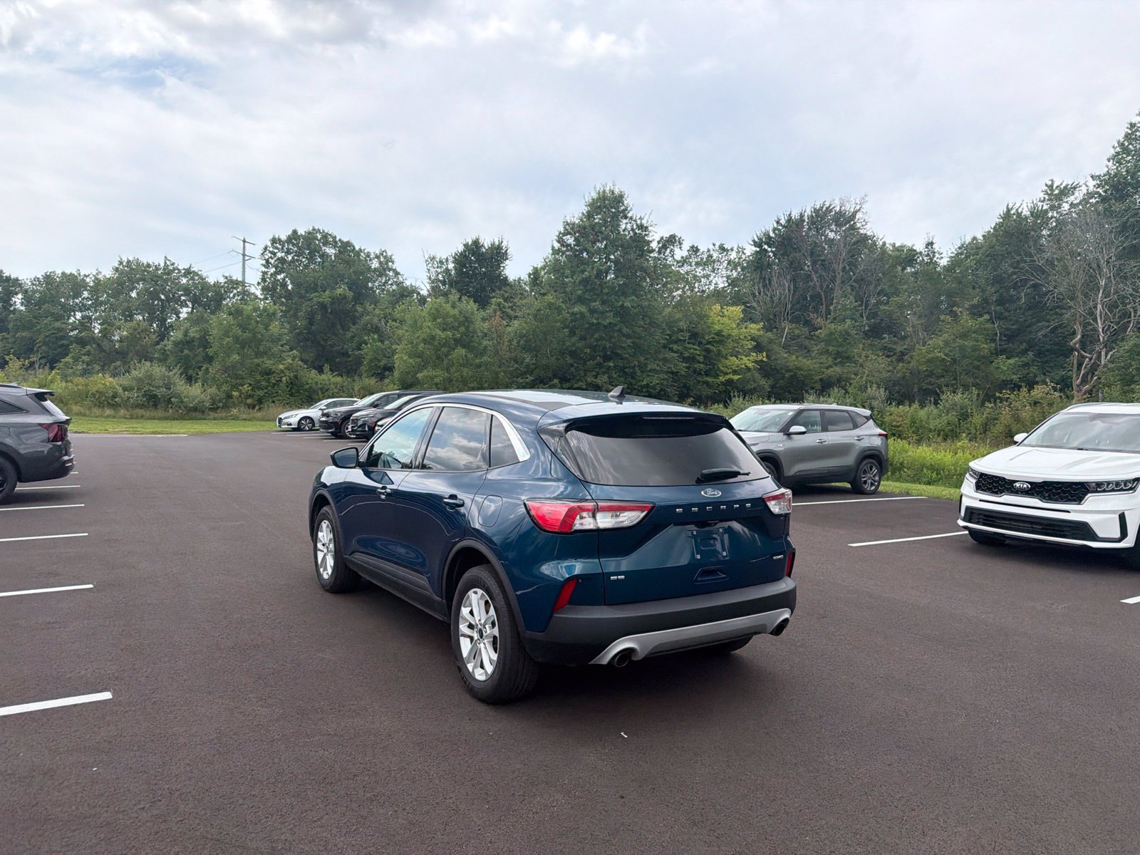 Used 2020 Ford Escape SE AWD/4WD image 7