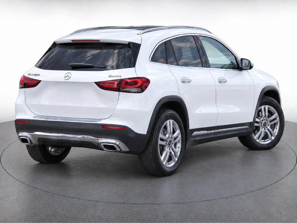 Used 2022 Mercedes-Benz GLA 250 4MATIC image 6