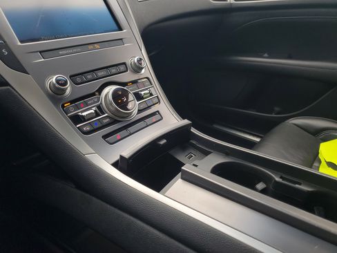 Used 2019 Lincoln MKZ Reserve image 28