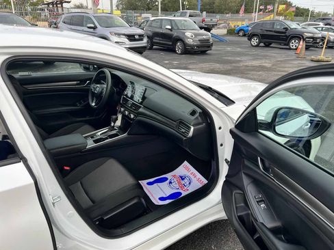 Used 2021 Honda Accord LX image 11