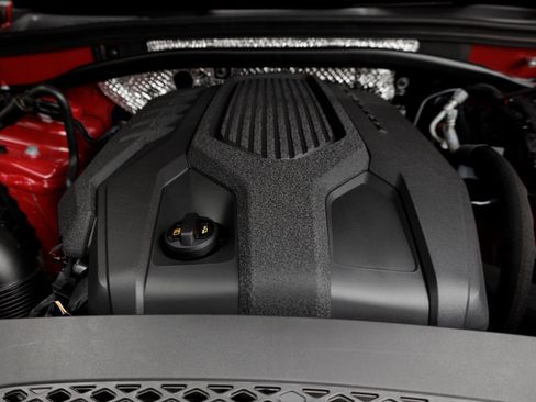 New 2025 Porsche Macan image 27