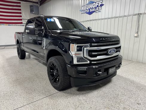 Used 2020 Ford F250 Platinum w/ FX4 Off-Road Package image 2