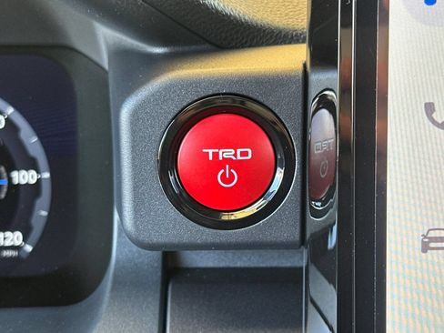 New 2026 Toyota 4Runner TRD Off-Road Premium AWD/4WD image 25
