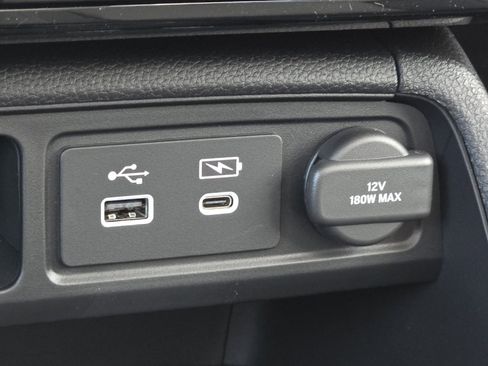 New 2025 Honda Pilot Touring image 12