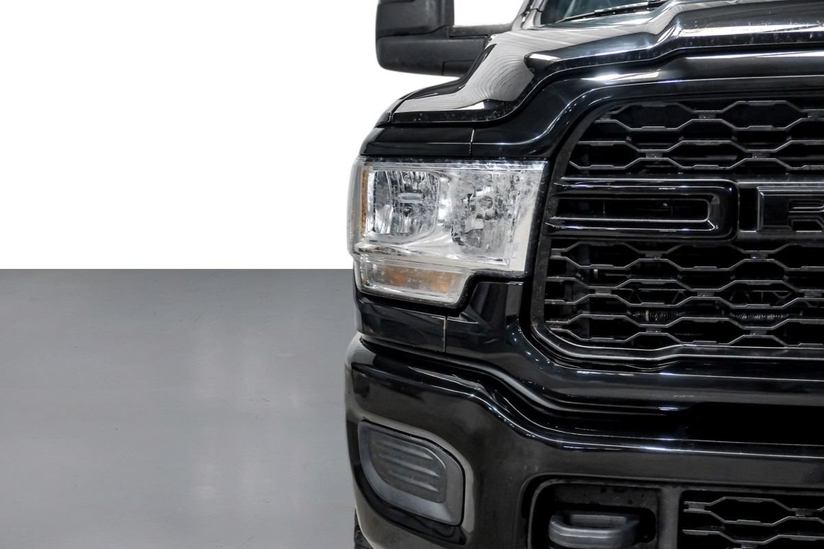 Used 2023 RAM 3500 Tradesman w/ Chrome Appearance Group AWD/4WD image 47