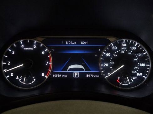 Used 2021 Nissan Sentra SR w/ SR Premium Package FWD image 23