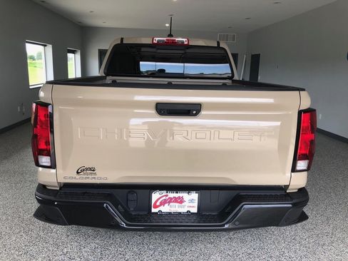 Used 2023 Chevrolet Colorado Trail Boss w/ Technology Package AWD/4WD image 3
