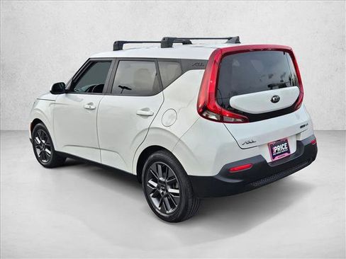 Used 2021 Kia Soul EX image 8