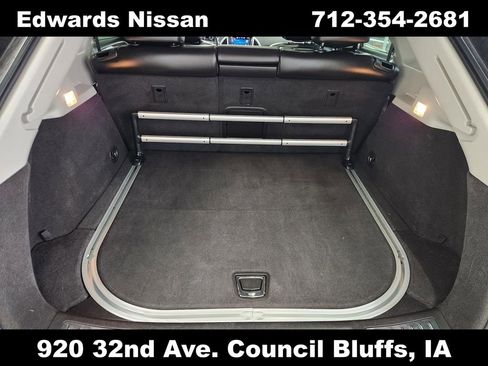 Used 2015 Cadillac SRX Luxury image 11