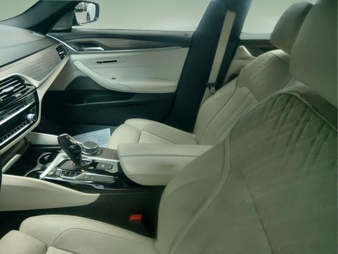 Used 2019 BMW 540i RWD image 3