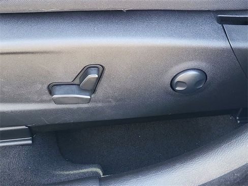 Certified 2023 Dodge Charger Scat Pack w/ Plus Group image 18