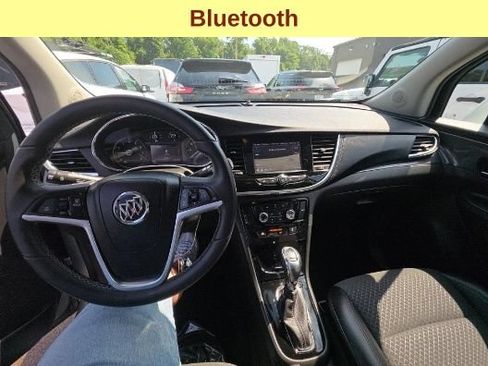 Used 2022 Buick Encore Preferred w/ Safety Package AWD/4WD image 7