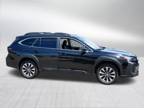Used 2024 Subaru Outback Limited AWD/4WD image 8