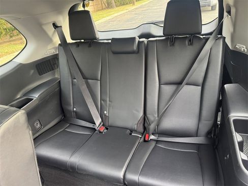 Used 2024 Toyota Grand Highlander XLE image 18