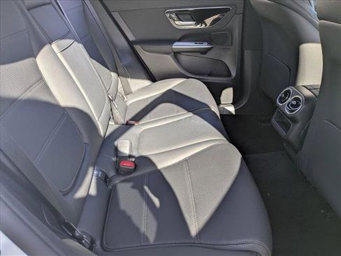 Certified 2025 Mercedes-Benz GLC 300 image 18