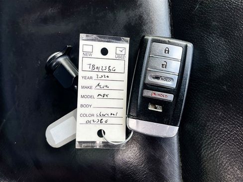 Used 2020 Acura MDX FWD image 34