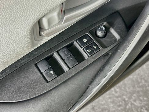 Used 2024 Toyota Corolla SE FWD image 20