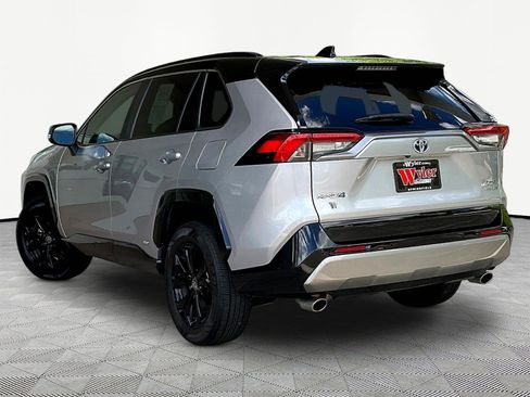 Used 2023 Toyota RAV4 XSE AWD/4WD image 4