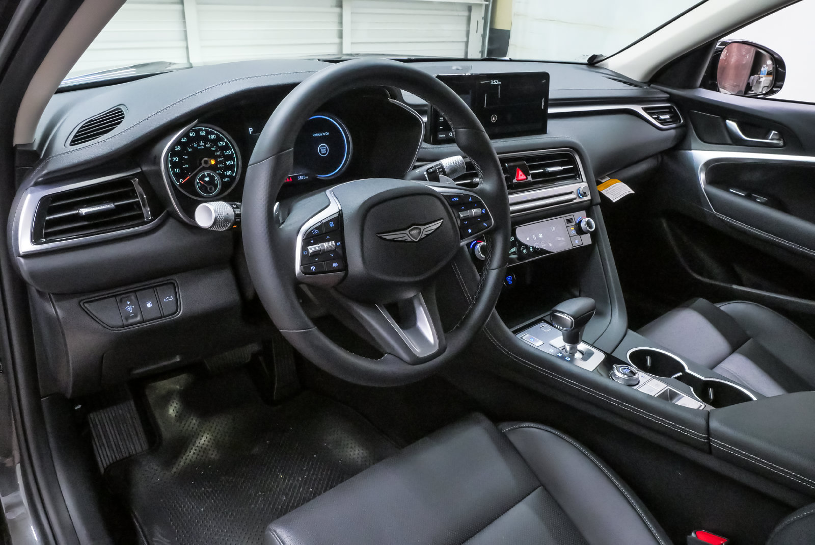 Certified 2026 Genesis G70 2.5T AWD/4WD image 2