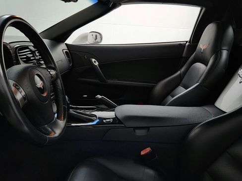Used 2010 Chevrolet Corvette Grand Sport w/ Preferred Equipment Group RWD image 12