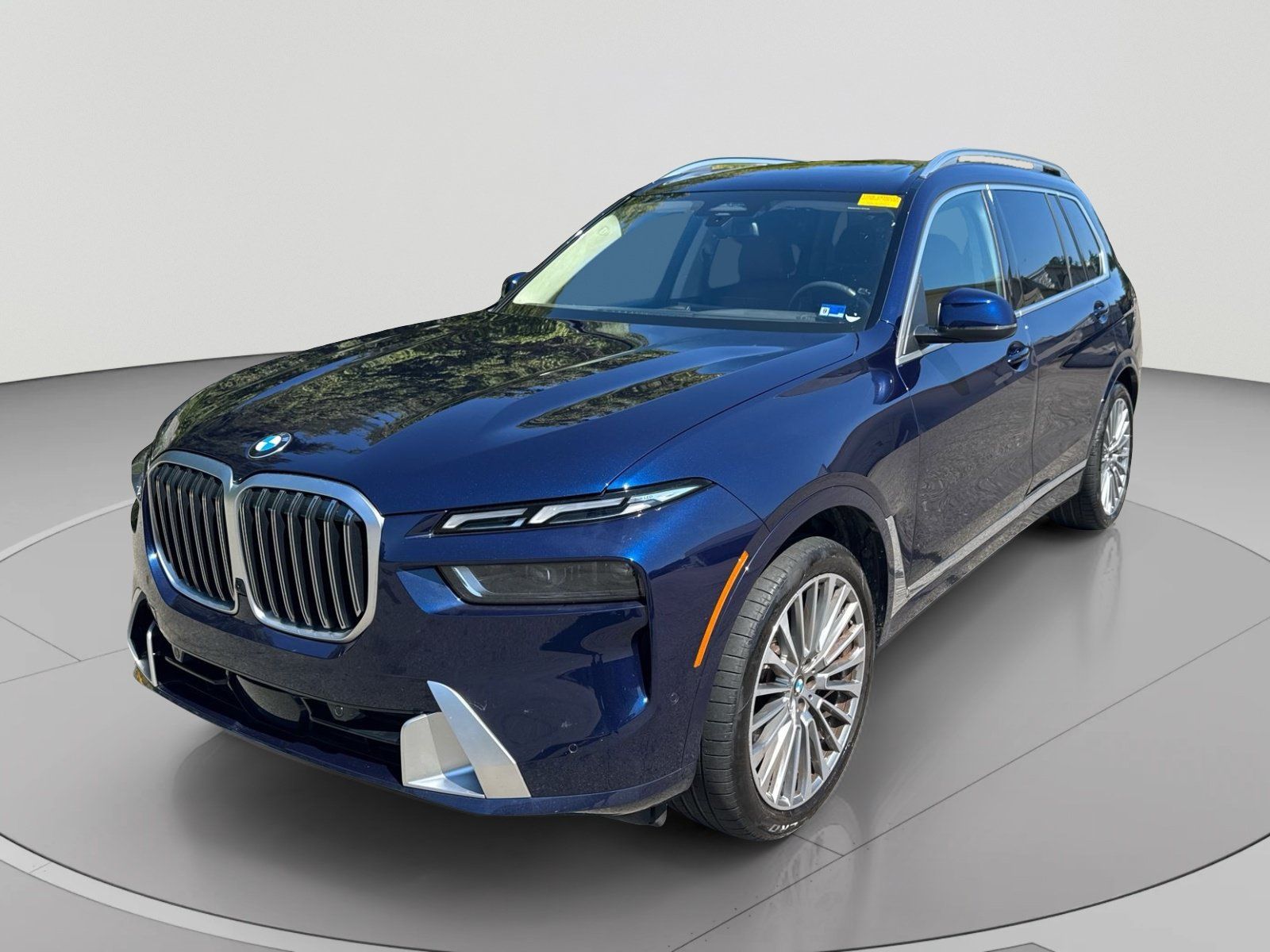 Used 2025 BMW X7 xDrive40i w/ Executive Package AWD/4WD image 7