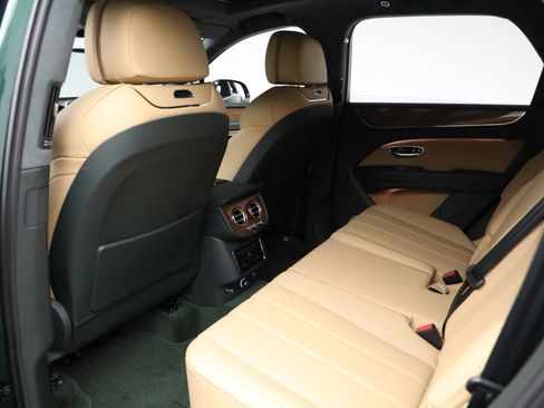 New 2025 Bentley Bentayga image 20