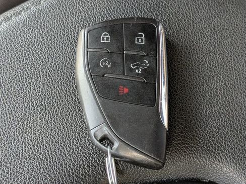 Used 2022 Chevrolet Silverado 1500 Custom image 30