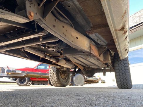 Used 1989 Jeep Grand Wagoneer AWD/4WD image 56