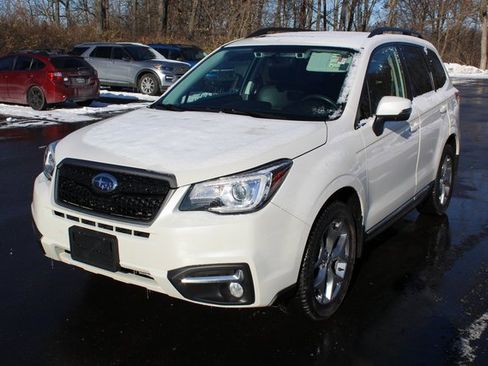 Used 2018 Subaru Forester 2.5i Touring image 9