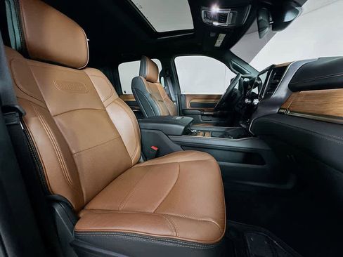 Used 2024 RAM 3500 Limited image 15