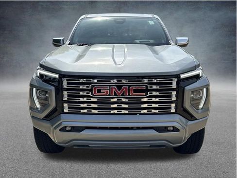 Used 2023 GMC Canyon Denali AWD/4WD image 2