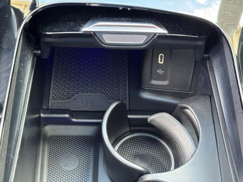 Used 2024 Mercedes-Benz GLC 43 AMG 4MATIC image 41