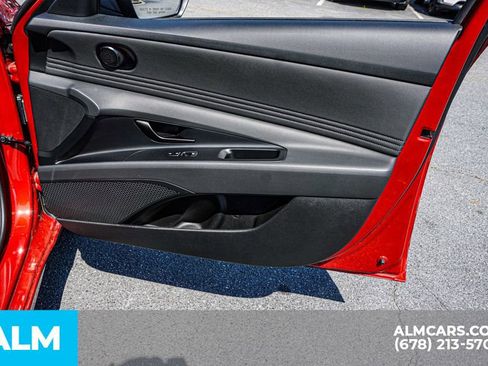 Used 2025 Hyundai Elantra Sport FWD image 51