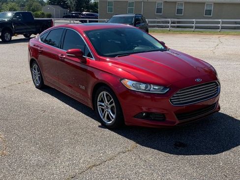 Used 2015 Ford Fusion Energi Titanium w/ Driver Assist Package FWD image 3
