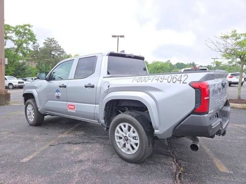 Used 2024 Toyota Tacoma SR w/ SR Upgrade Package AWD/4WD image 3