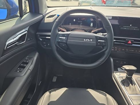 New 2026 Kia Sportage SX FWD image 14