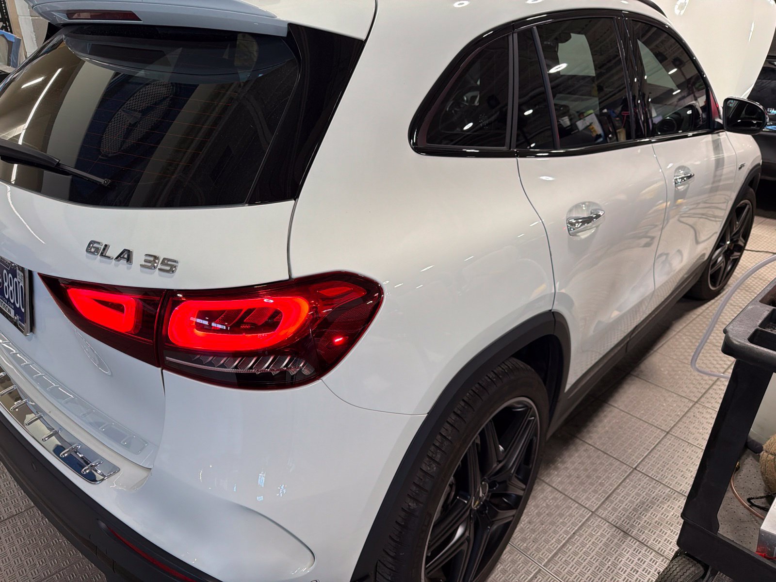 Used 2023 Mercedes-Benz GLA 35 AMG 4MATIC image 10
