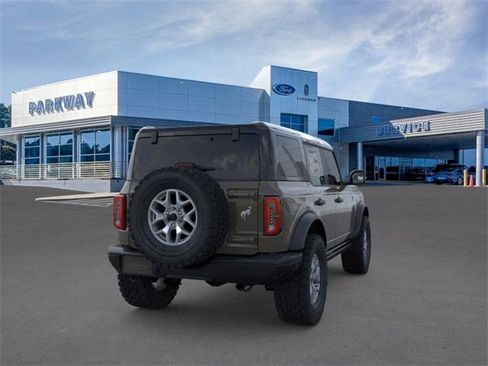 New 2025 Ford Bronco Badlands image 8