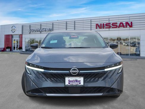 New 2027 Nissan Sentra S w/ Floor Mat Package FWD image 2