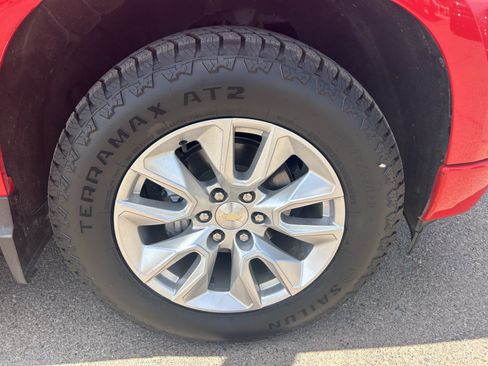 Used 2023 Chevrolet Silverado 1500 Custom RWD image 9