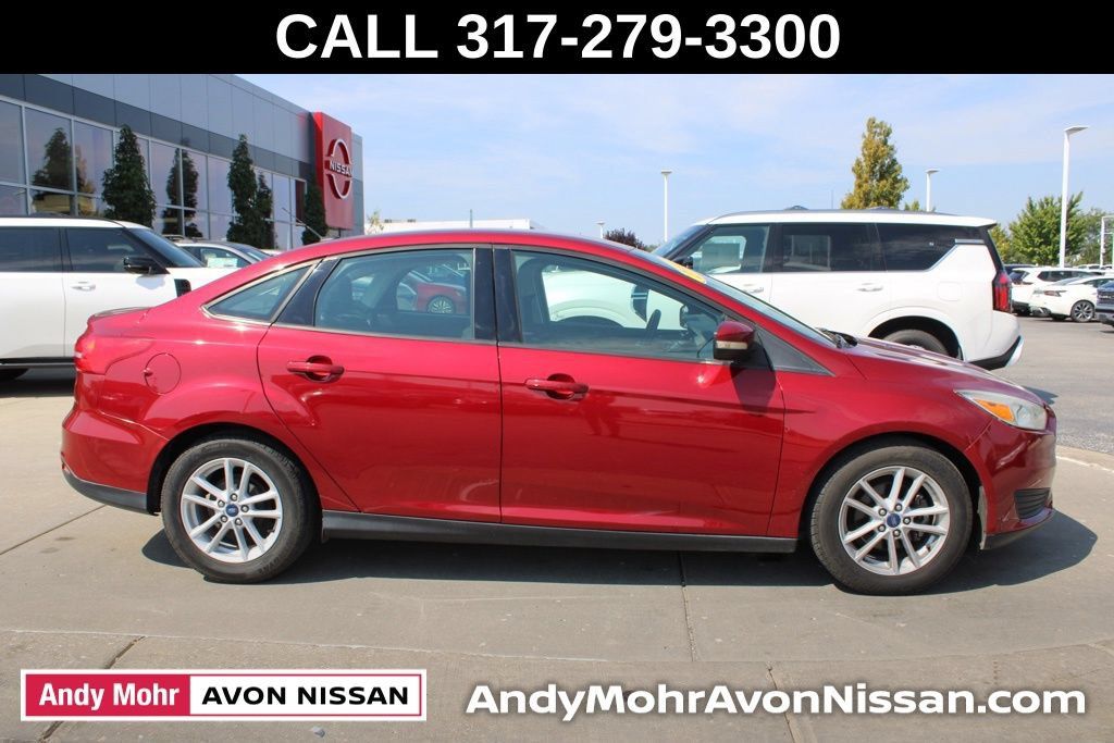 Used 2017 Ford Focus SE FWD image 6