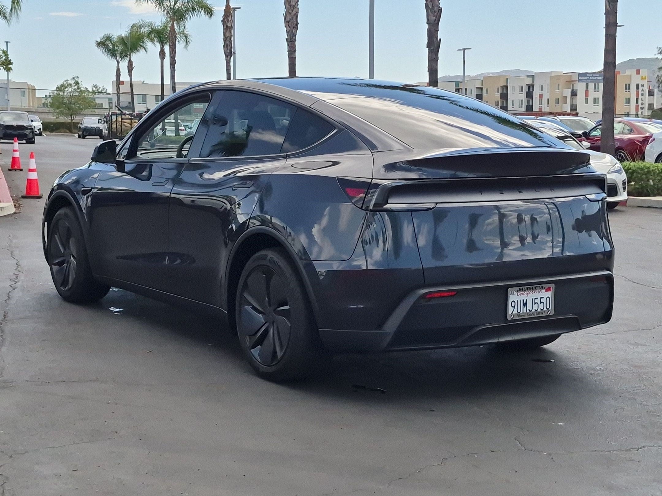 Used 2026 Tesla Model Y Long Range RWD image 8