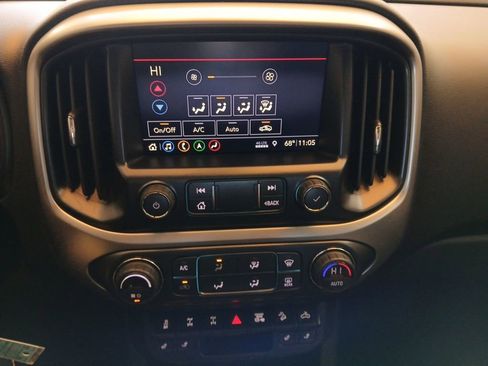 Used 2019 Chevrolet Colorado ZR2 image 4